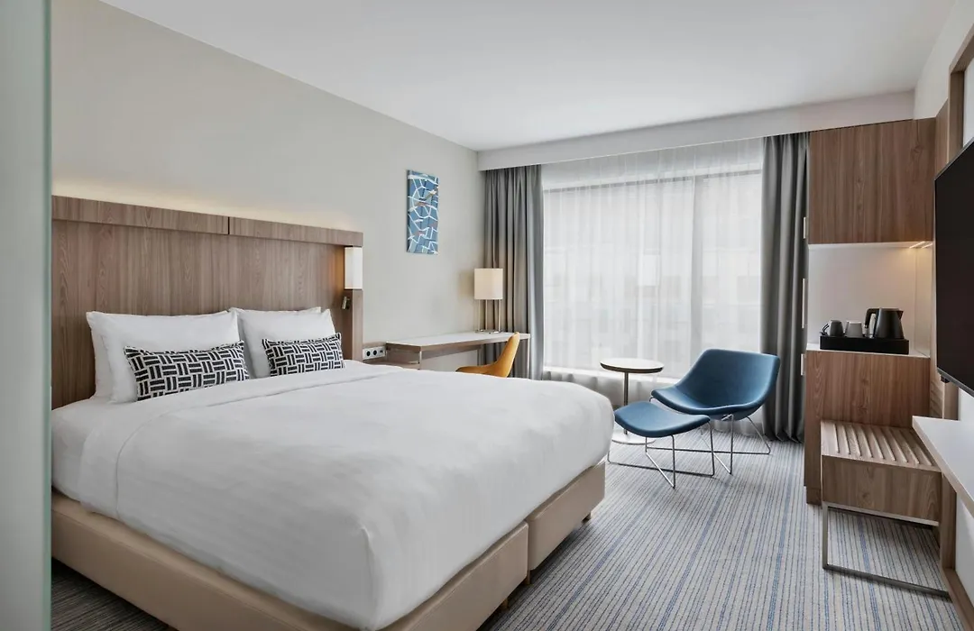 Courtyard By Marriott Szczecin City-1